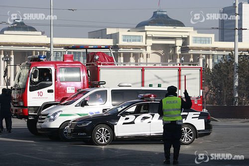 Зам тээврийн ослын улмаас 21 хүн гэмтэж, бэртжээ